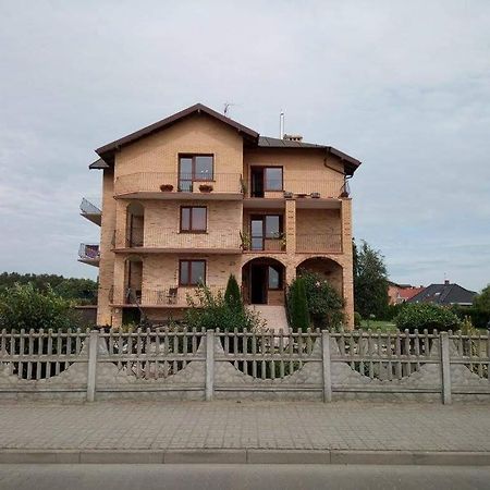 Pokoje Goscinne Grzybowo Гжибово Екстериор снимка